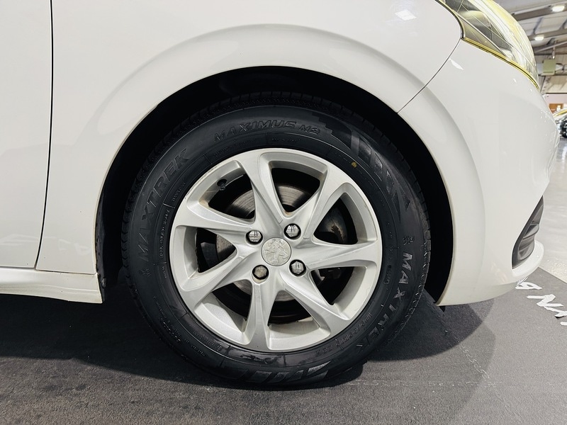 Used Peugeot 208 2016 for sale - 76392278: Photo 17