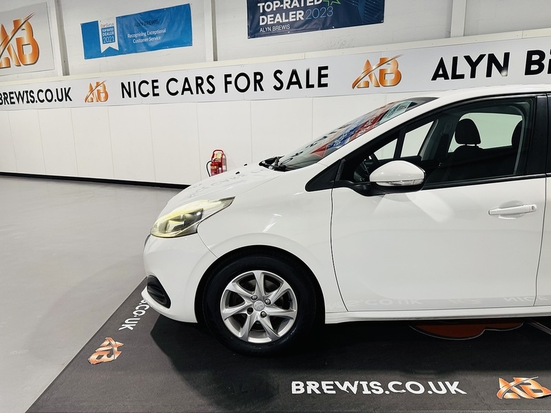 Used Peugeot 208 2016 for sale - 76392278: Photo 20