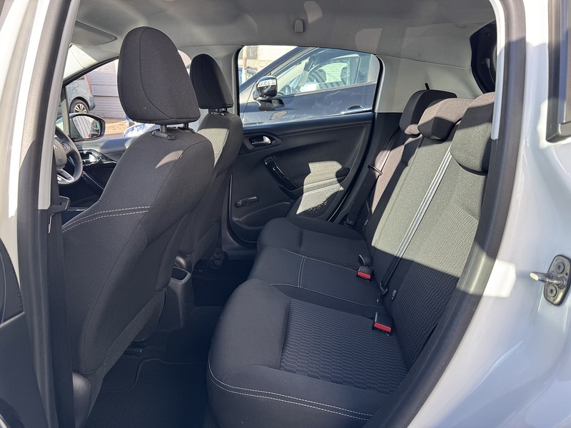 Used Peugeot 208 2016 for sale - 76392278: Photo 29