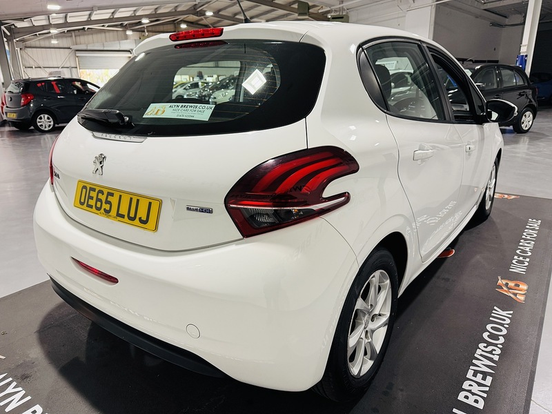 Used Peugeot 208 2016 for sale - 76392278: Photo 4