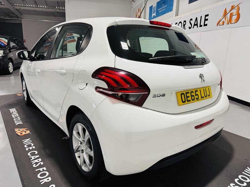 Used Peugeot 208 2016 for sale - 76392278: Photo 5