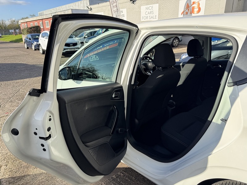 Used Peugeot 208 2016 for sale - 76392278: Photo 57