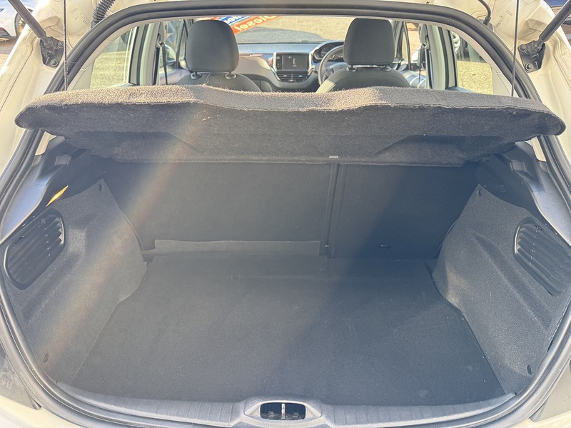 Used Peugeot 208 2016 for sale - 76392278: Photo 58