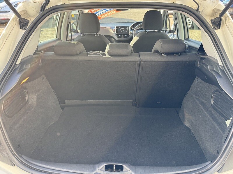 Used Peugeot 208 2016 for sale - 76392278: Photo 59