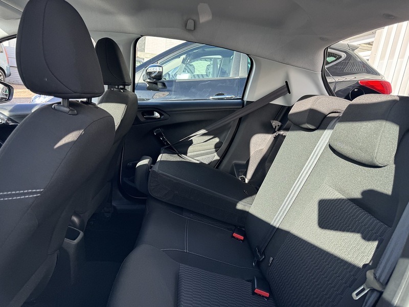 Used Peugeot 208 2016 for sale - 76392278: Photo 65