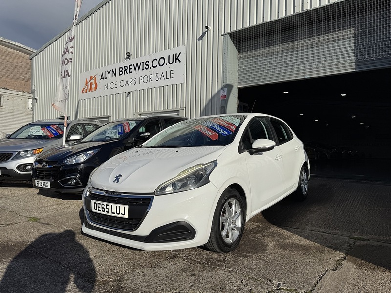 Used Peugeot 208 2016 for sale - 76392278: Photo 66