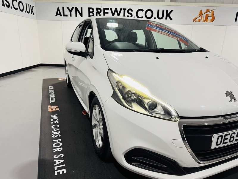 Used Peugeot 208 2016 for sale - 76392278: Photo 8