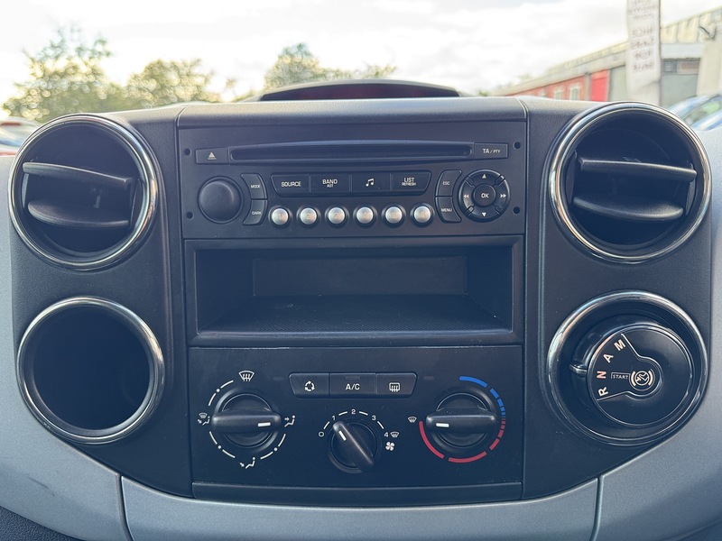 Used Citroen Berlingo 2012 for sale - 76029731: Photo 45