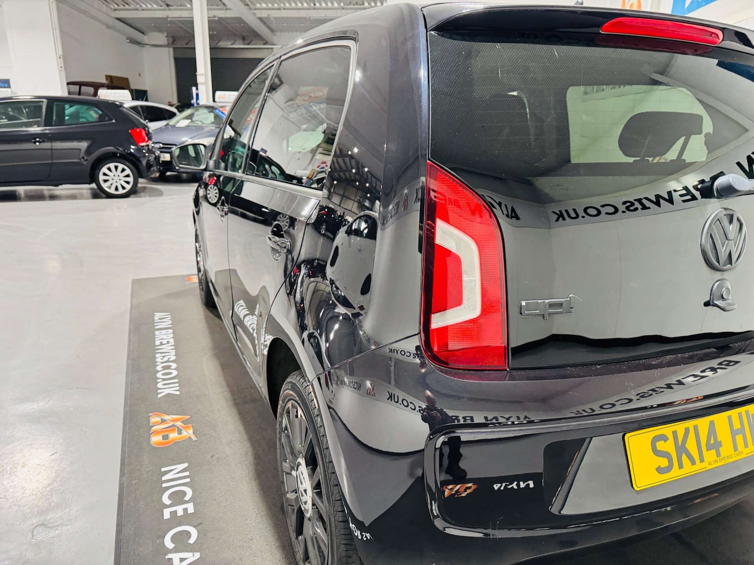 Used Volkswagen up! 2014 for sale - 77916425: Photo 10