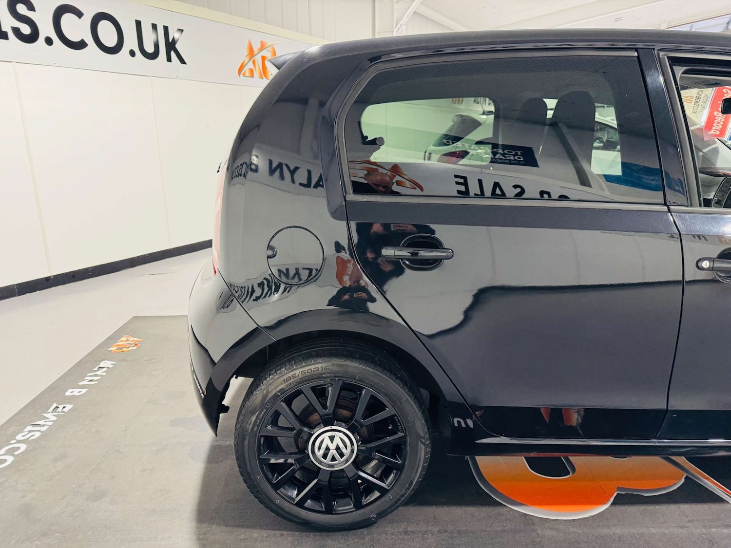 Used Volkswagen up! 2014 for sale - 77916425: Photo 11