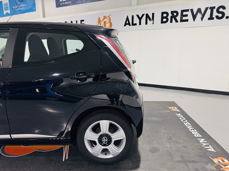 Used Toyota AYGO 2014 for sale - 77465257: Photo 12