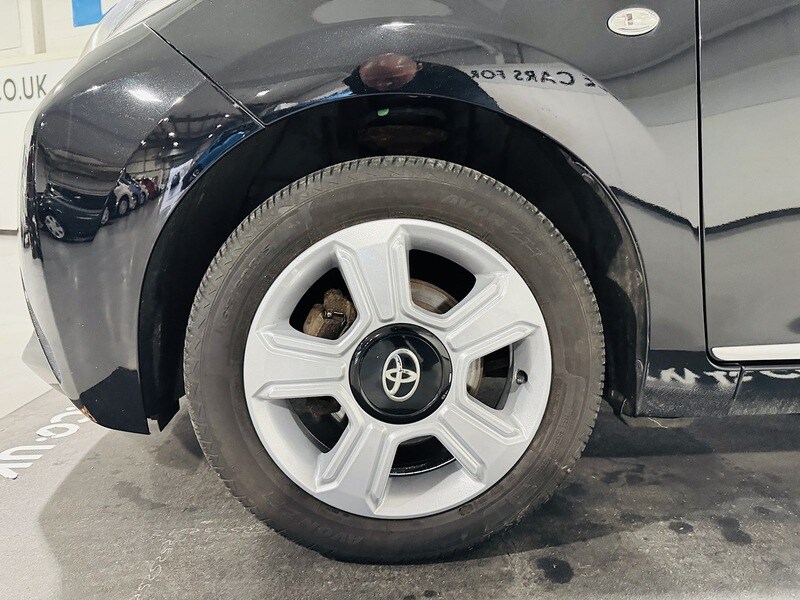 Used Toyota AYGO 2014 for sale - 77465257: Photo 16