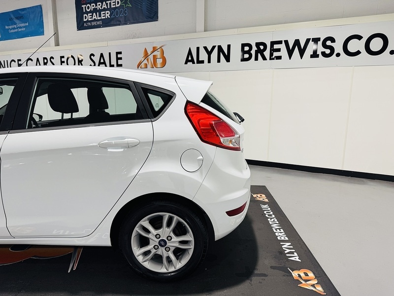 Used Ford Fiesta 2017 for sale - 76896572: Photo 12