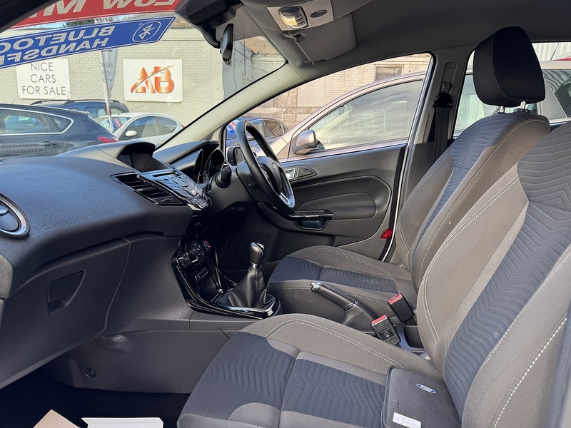 Used Ford Fiesta 2017 for sale - 76896572: Photo 26