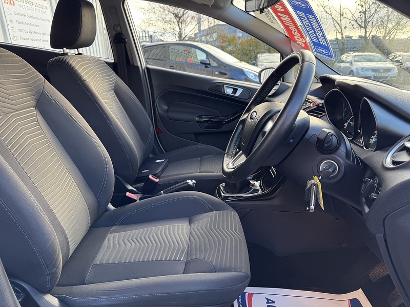 Used Ford Fiesta 2017 for sale - 76896572: Photo 33