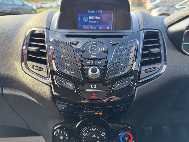 Used Ford Fiesta 2017 for sale - 76896572: Photo 43