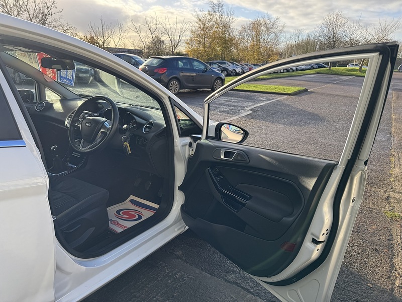 Used Ford Fiesta 2017 for sale - 76896572: Photo 52