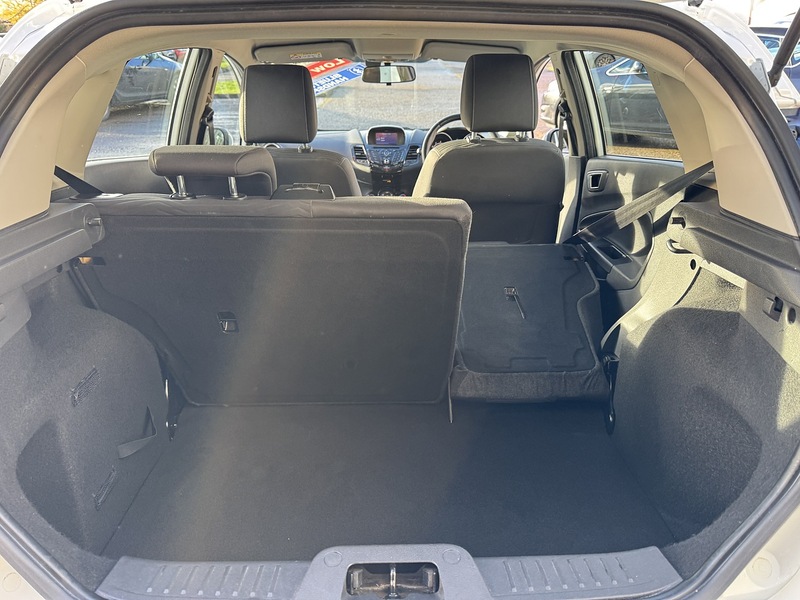 Used Ford Fiesta 2017 for sale - 76896572: Photo 60