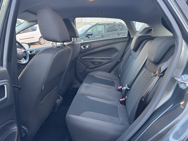 Used Ford Fiesta 2015 for sale - 76763216: Photo 29