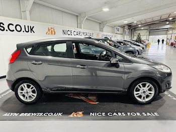 Used Ford Fiesta 2015 for sale - 76763216: Photo