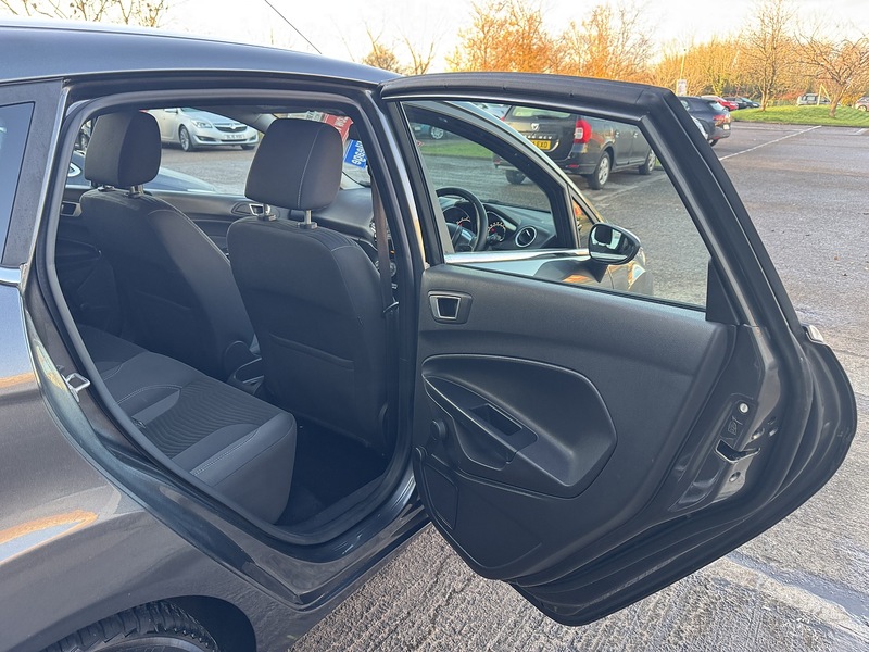 Used Ford Fiesta 2015 for sale - 76763216: Photo 51