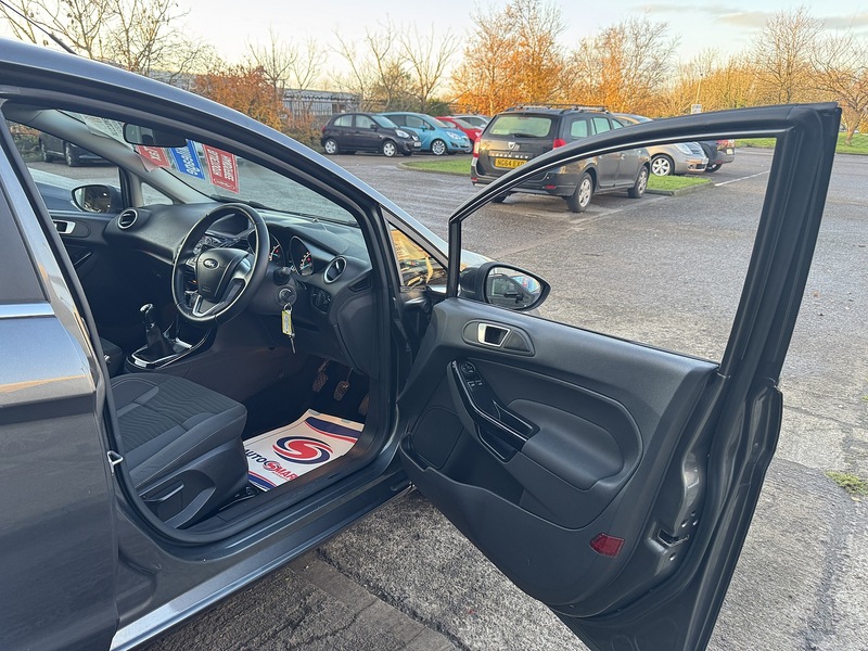 Used Ford Fiesta 2015 for sale - 76763216: Photo 52