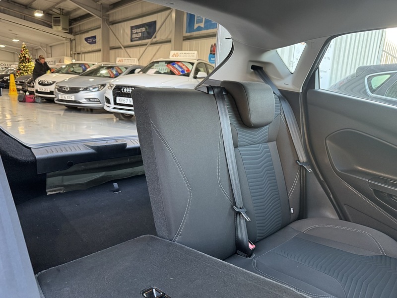 Used Ford Fiesta 2015 for sale - 76763216: Photo 61