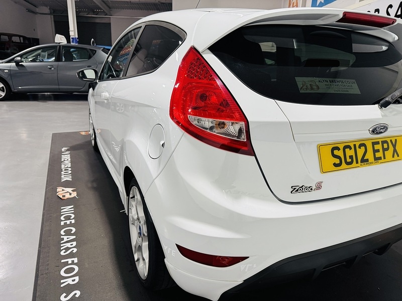 Used Ford Fiesta 2012 for sale - 76919790: Photo 10