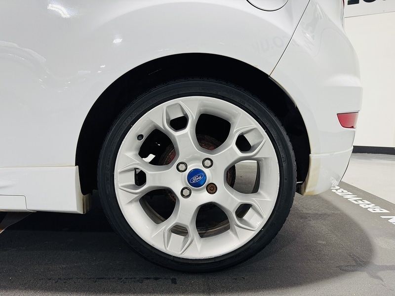 Used Ford Fiesta 2012 for sale - 76919790: Photo 17