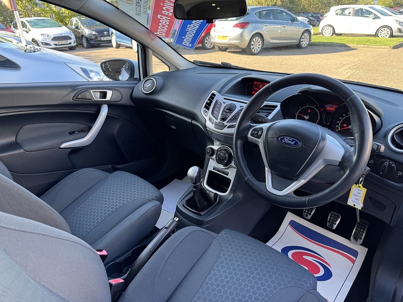 Used Ford Fiesta 2012 for sale - 76919790: Photo 32
