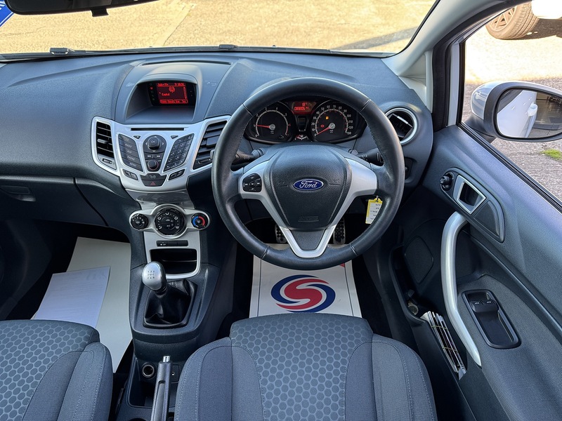 Used Ford Fiesta 2012 for sale - 76919790: Photo 33