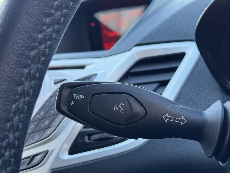 Used Ford Fiesta 2012 for sale - 76919790: Photo 46