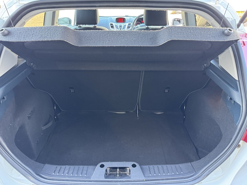 Used Ford Fiesta 2012 for sale - 76919790: Photo 52