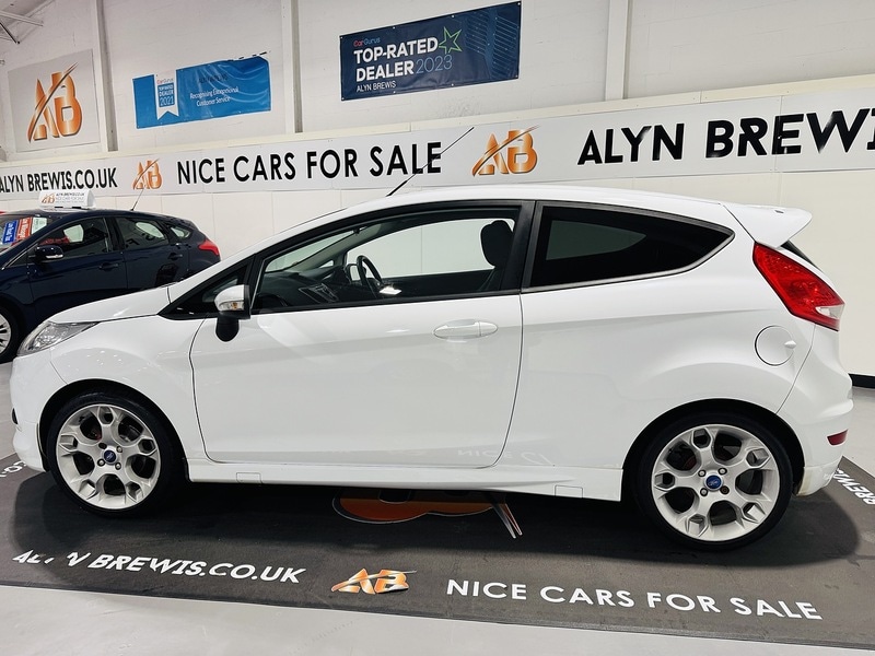 Used Ford Fiesta 2012 for sale - 76919790: Photo 6