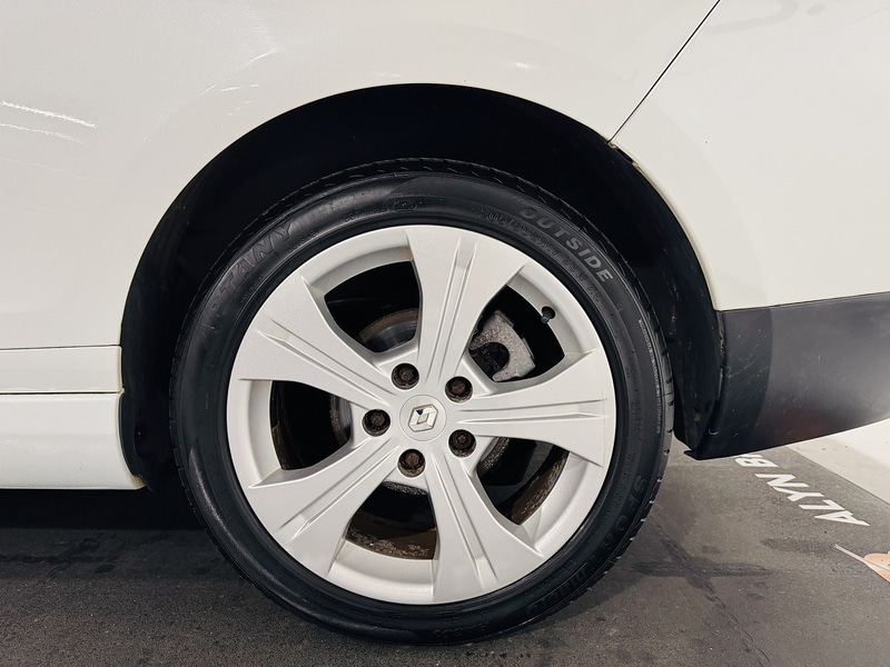 Used Renault Megane 2011 for sale - 76919788: Photo 15