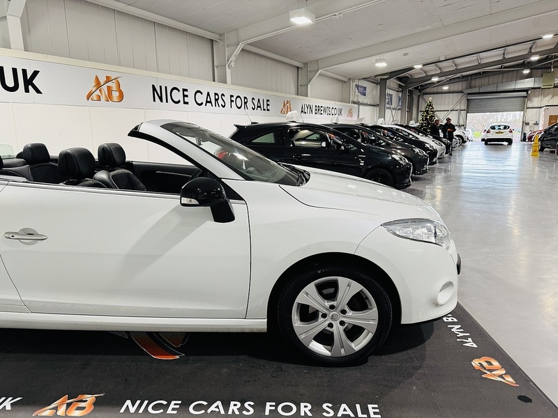 Used Renault Megane 2011 for sale - 76919788: Photo 19