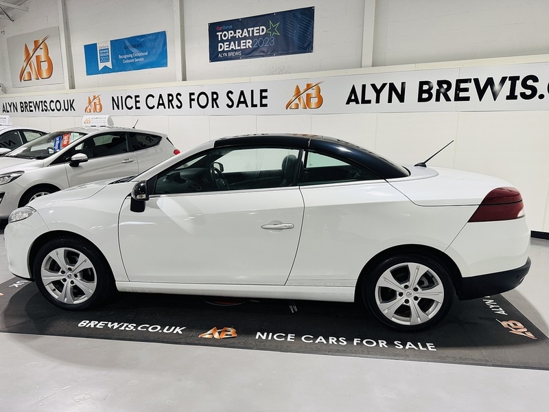 Used Renault Megane 2011 for sale - 76919788: Photo 30