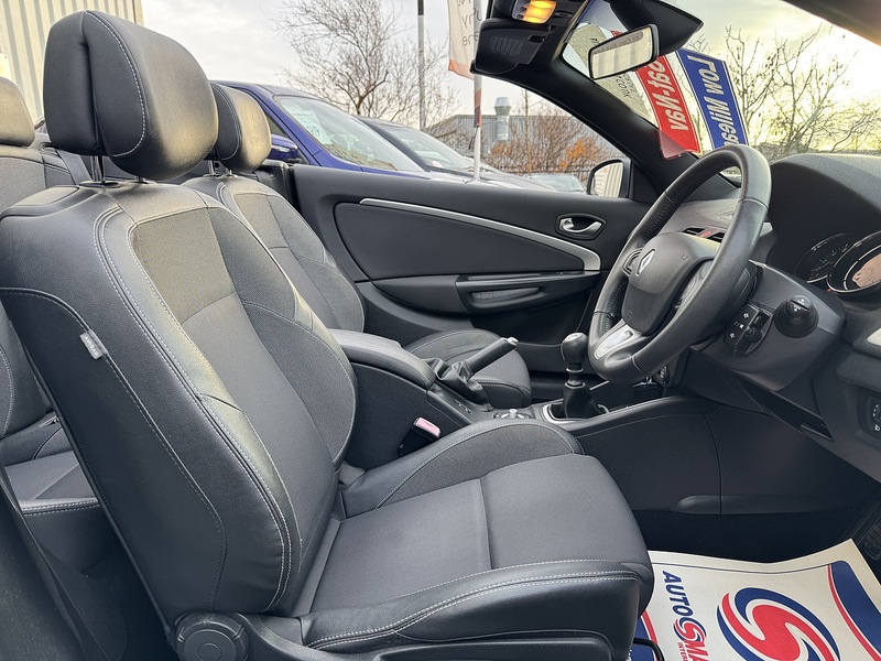 Used Renault Megane 2011 for sale - 76919788: Photo 46