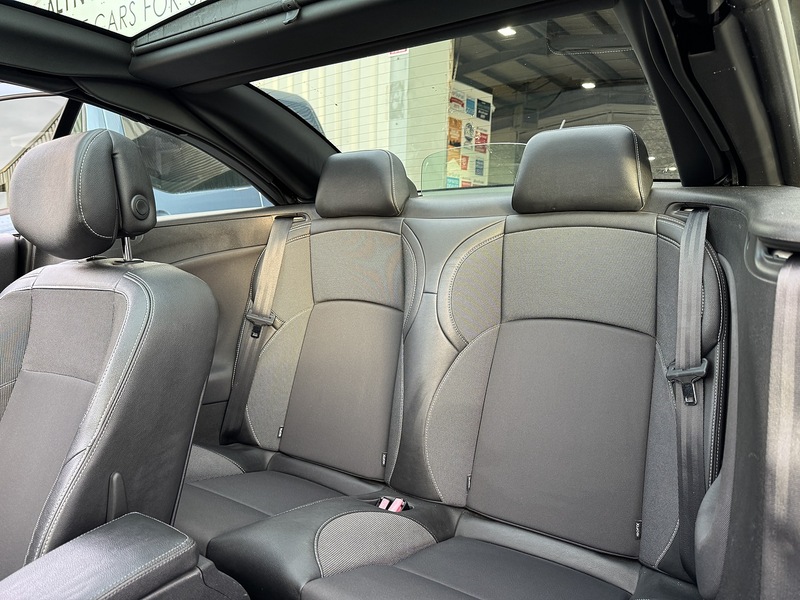 Used Renault Megane 2011 for sale - 76919788: Photo 54