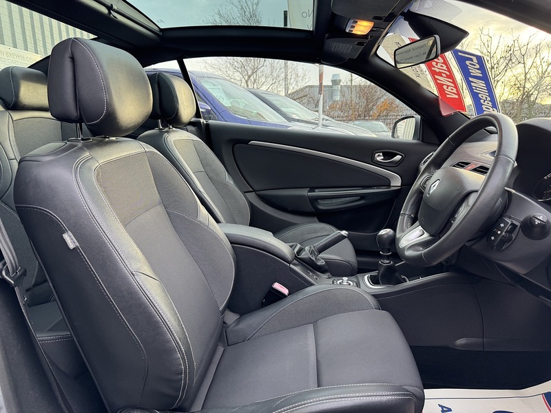 Used Renault Megane 2011 for sale - 76919788: Photo 57