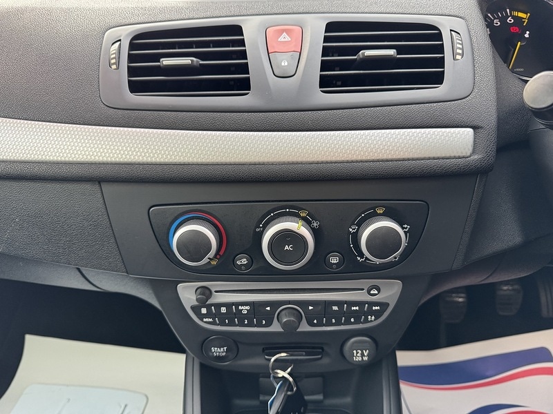 Used Renault Megane 2011 for sale - 76919788: Photo 61