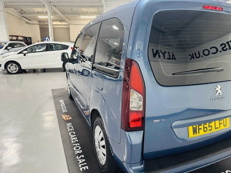 Used Peugeot Partner Tepee 2015 for sale - 76798861: Photo 12