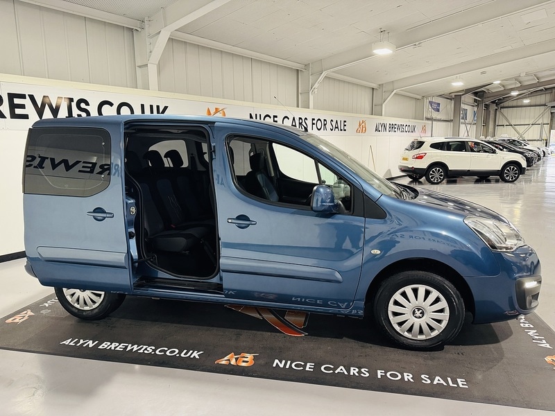 Used Peugeot Partner Tepee 2015 for sale - 76798861: Photo 4