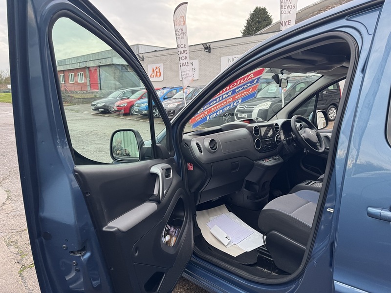 Used Peugeot Partner Tepee 2015 for sale - 76798861: Photo 54