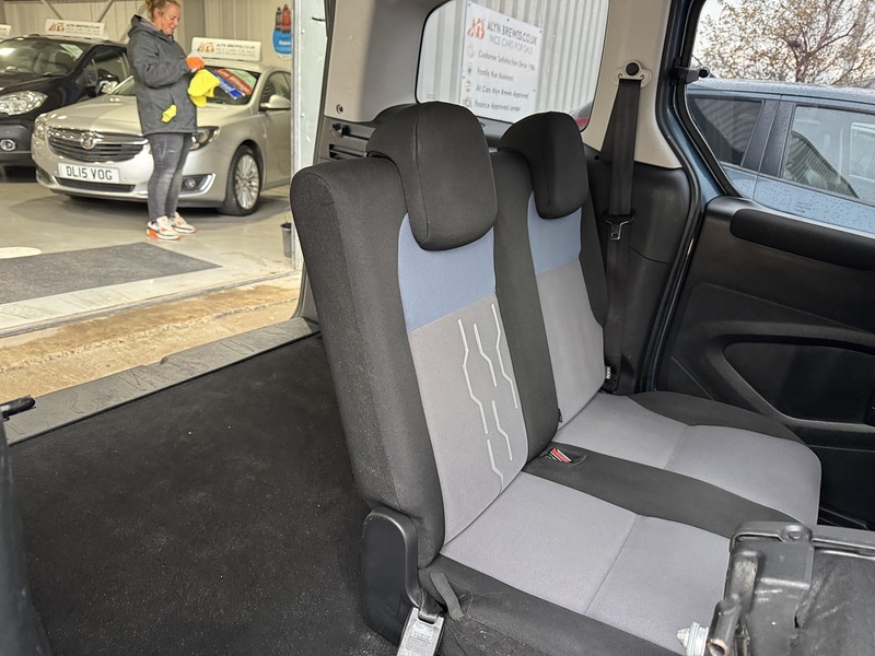 Used Peugeot Partner Tepee 2015 for sale - 76798861: Photo 61