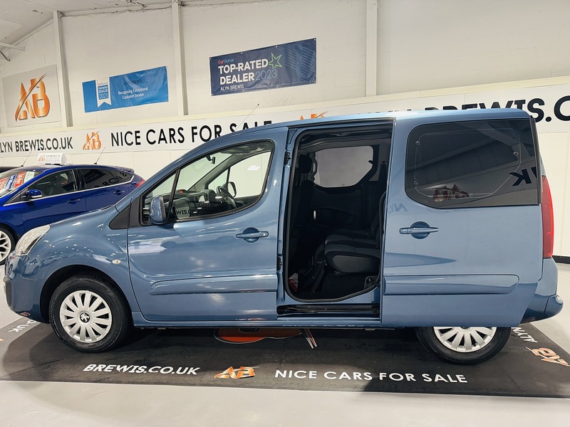 Used Peugeot Partner Tepee 2015 for sale - 76798861: Photo 8