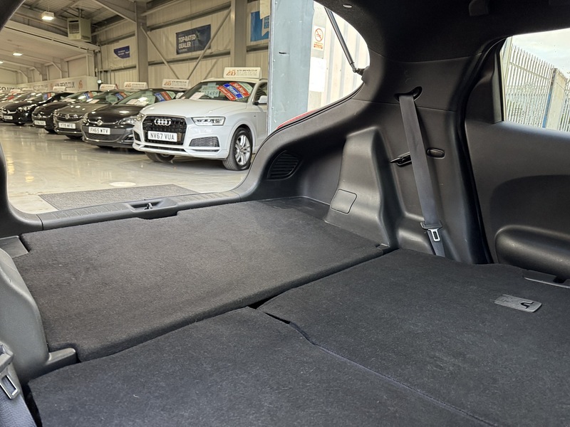 Used Nissan Juke 2018 for sale - 76698950: Photo 64