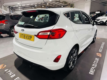 Used Ford Fiesta 2018 for sale - 79380576: Photo