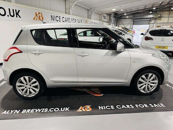 Used Suzuki Swift 2015 for sale - 77487310: Photo