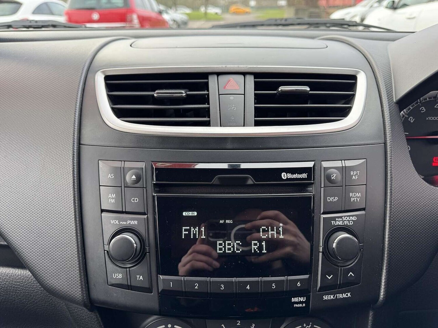 Used Suzuki Swift 2015 for sale - 77487310: Photo 42